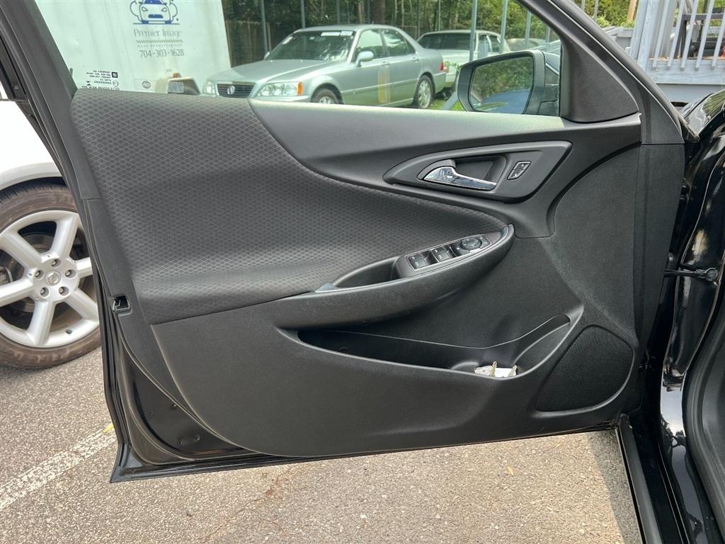 Chevrolet Malibu 4dr Sdn LT 2020