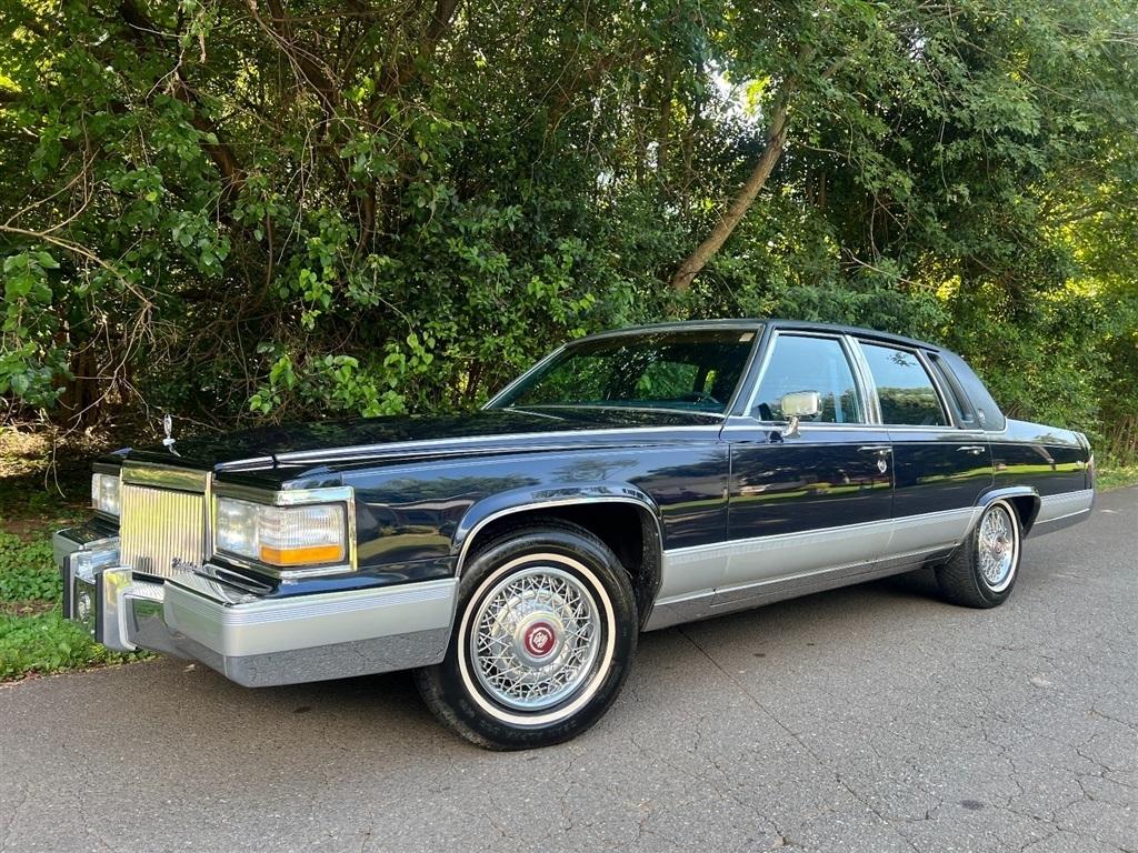 1991 Cadillac Brougham 4dr Sedan
