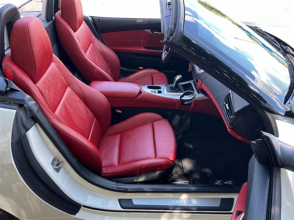 BMW Z4 2dr Roadster sDrive35i 2009