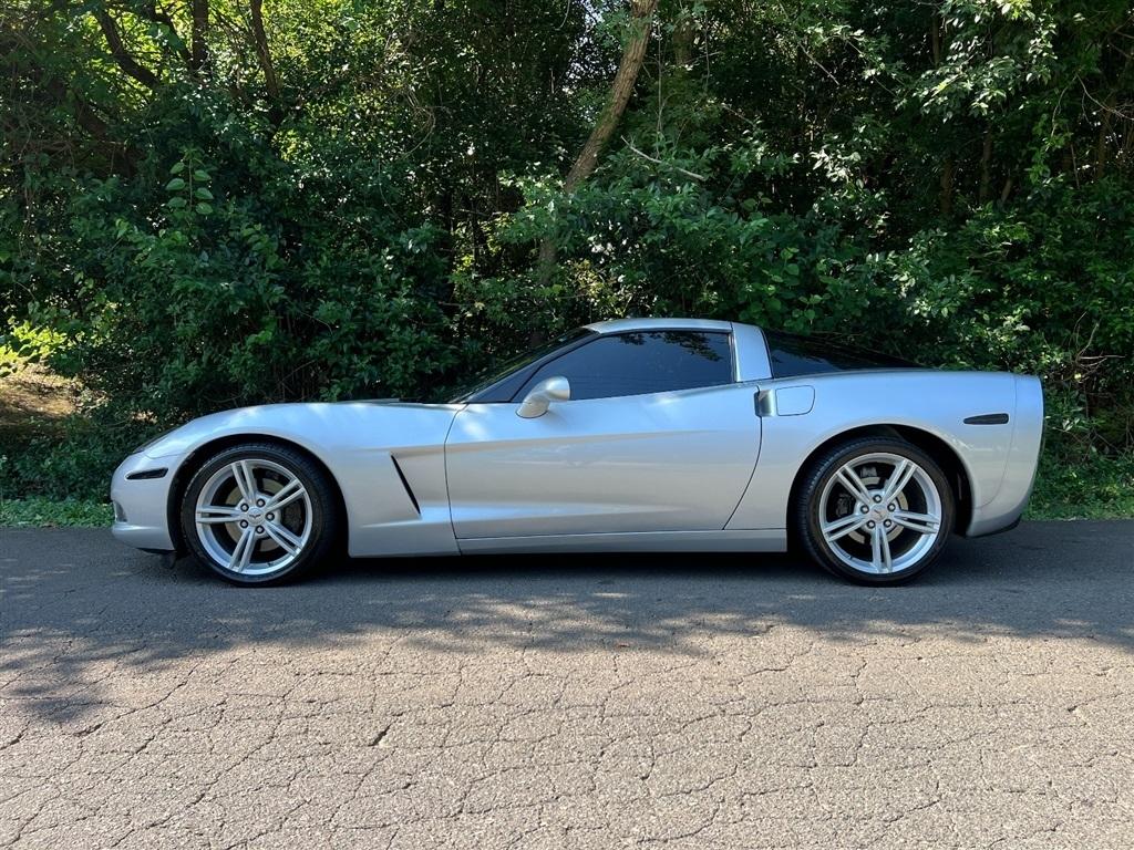 Chevrolet Corvette 2dr Cpe w/1LT 2010