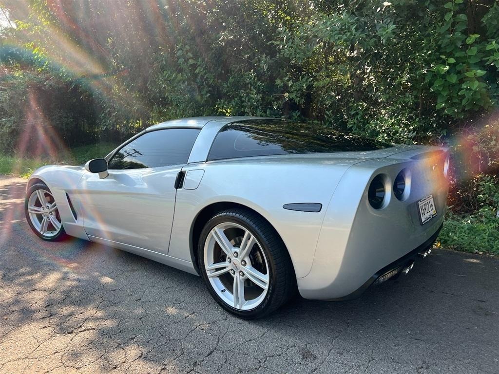 Chevrolet Corvette 2dr Cpe w/1LT 2010