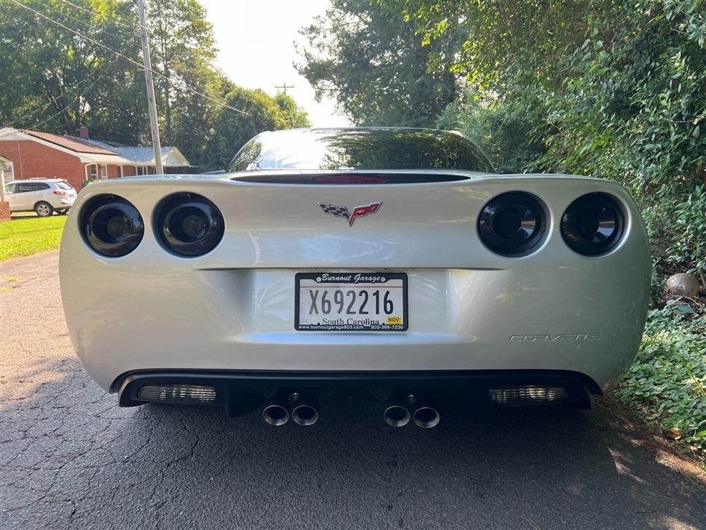 Chevrolet Corvette 2dr Cpe w/1LT 2010