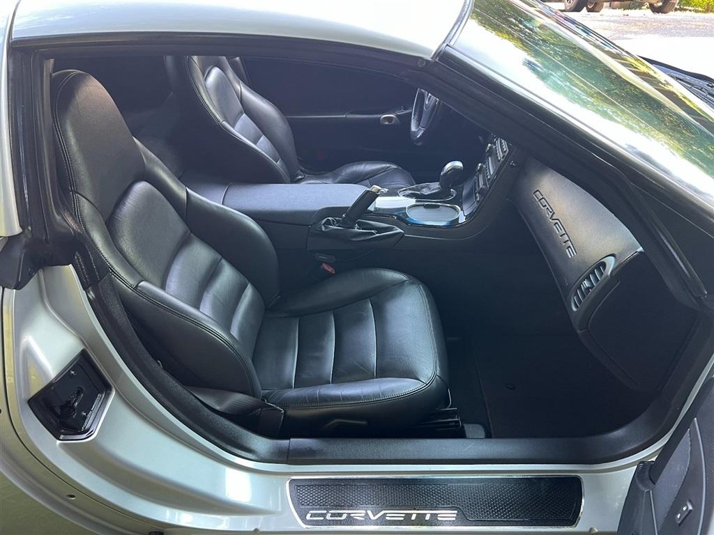Chevrolet Corvette 2dr Cpe w/1LT 2010