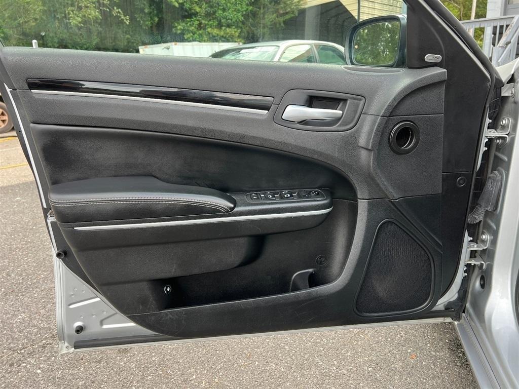 Chrysler 300 300S RWD 2021
