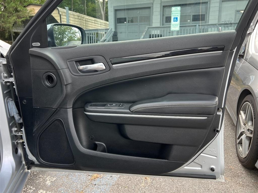 Chrysler 300 300S RWD 2021