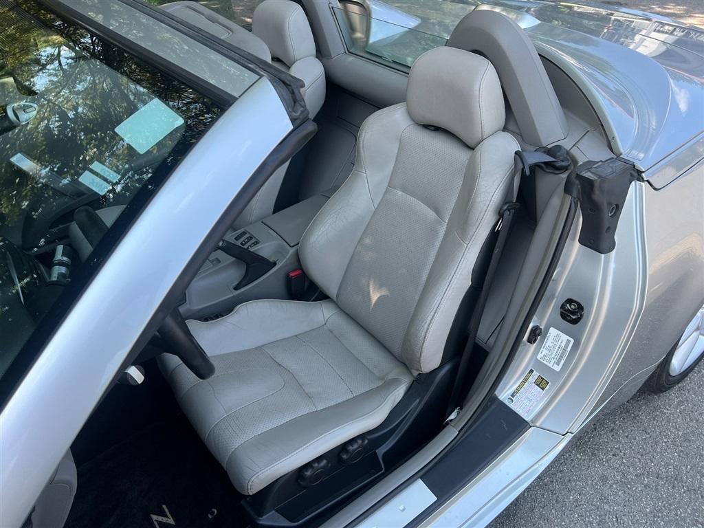 Nissan 350Z 2dr Roadster Touring Manual 2004