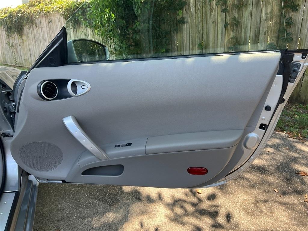 Nissan 350Z 2dr Roadster Touring Manual 2004