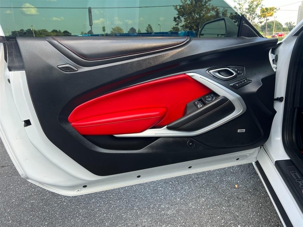 Chevrolet Camaro 2dr Cpe 2SS 2017