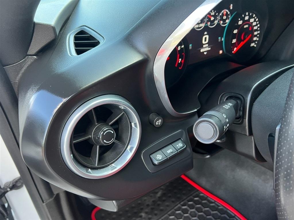 Chevrolet Camaro 2dr Cpe 2SS 2017