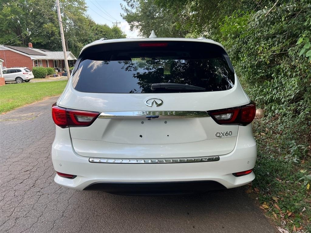 Infiniti QX60 LUXE AWD 2019