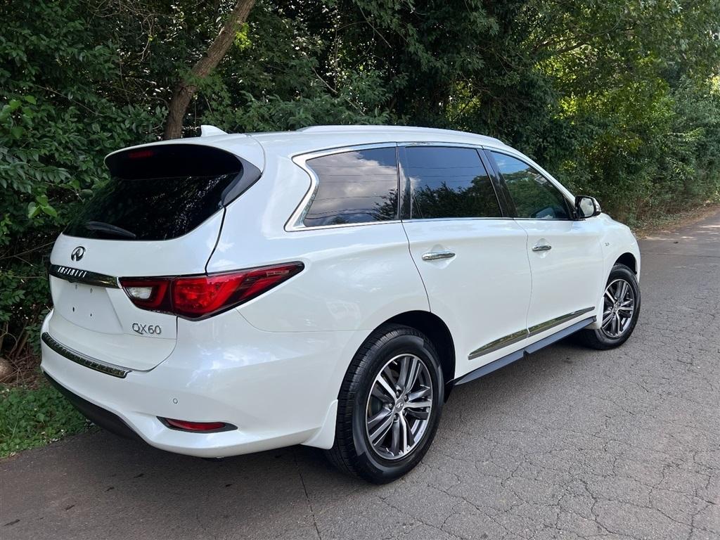 Infiniti QX60 LUXE AWD 2019
