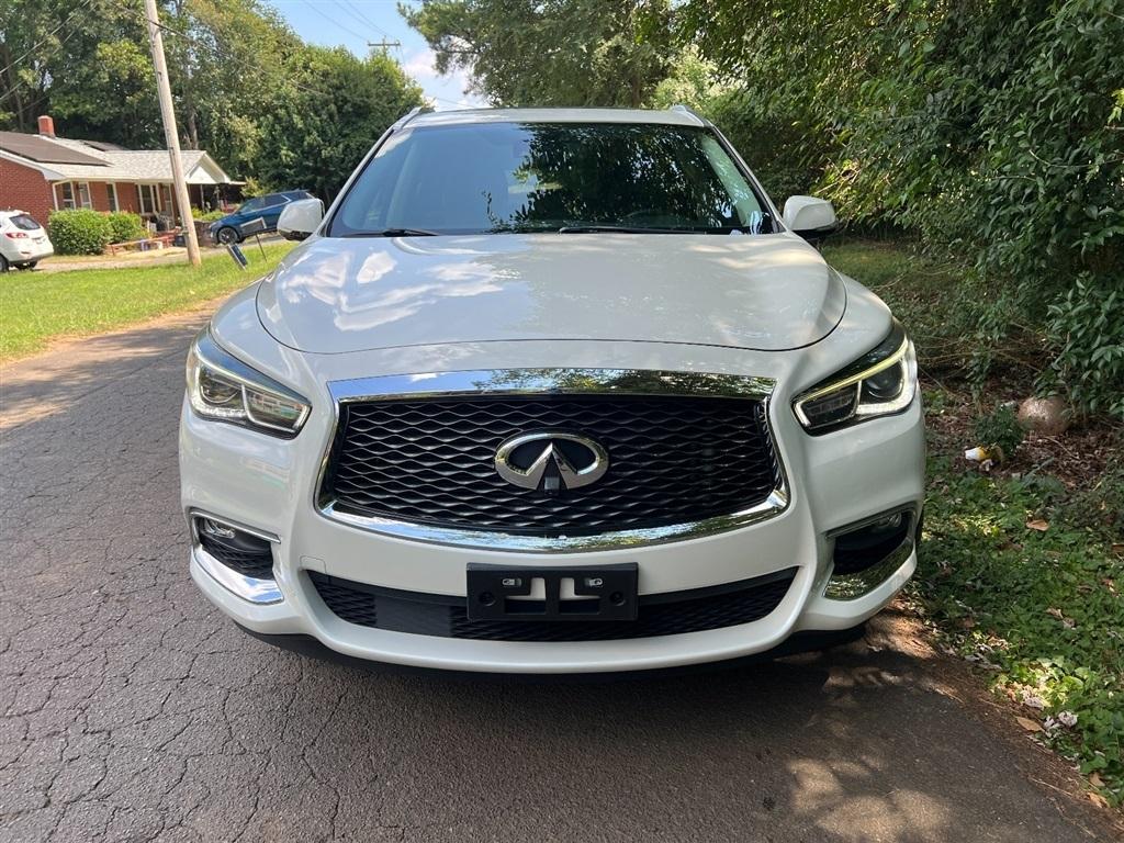 Infiniti QX60 LUXE AWD 2019