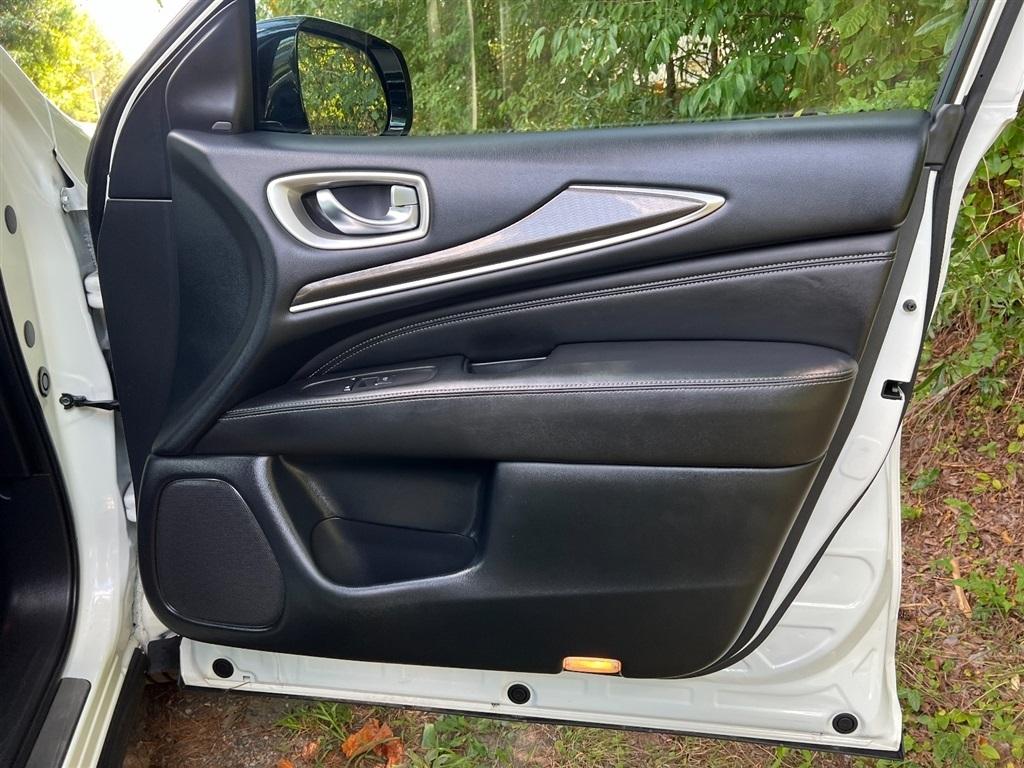 Infiniti QX60 LUXE AWD 2019