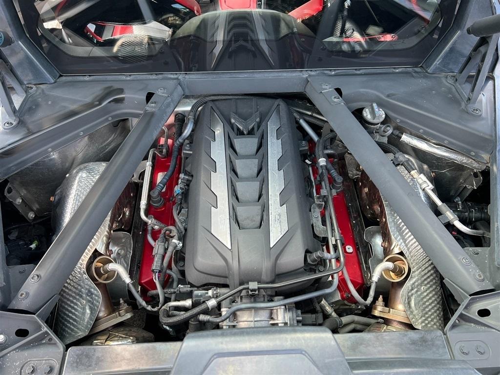 Chevrolet Corvette photo 23