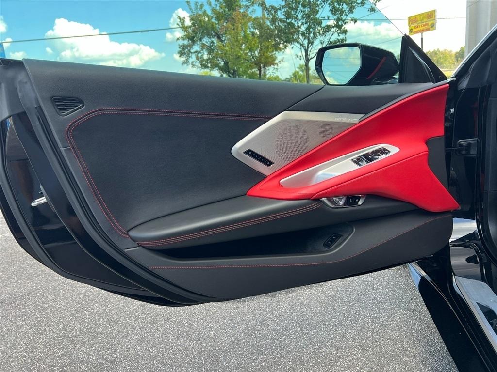 Chevrolet Corvette photo 28