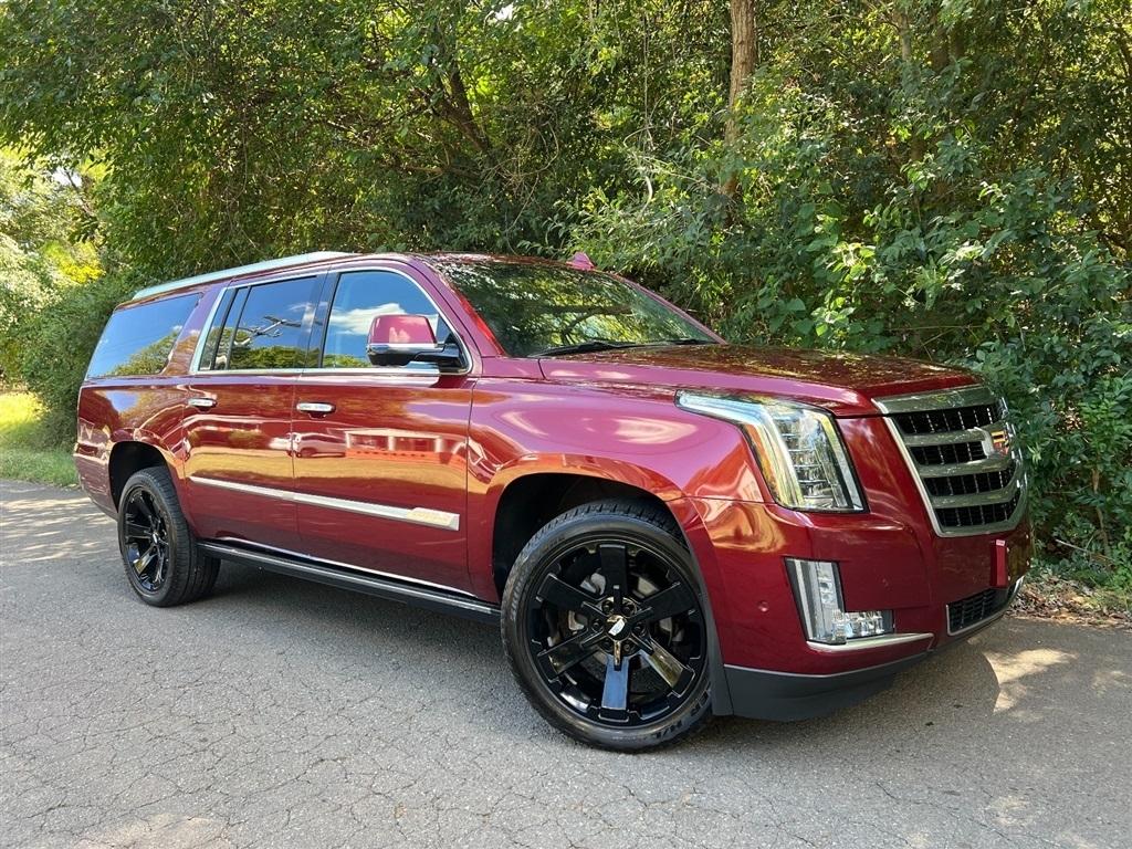 Cadillac Escalade ESV 4WD 4dr Premium Luxury 2018