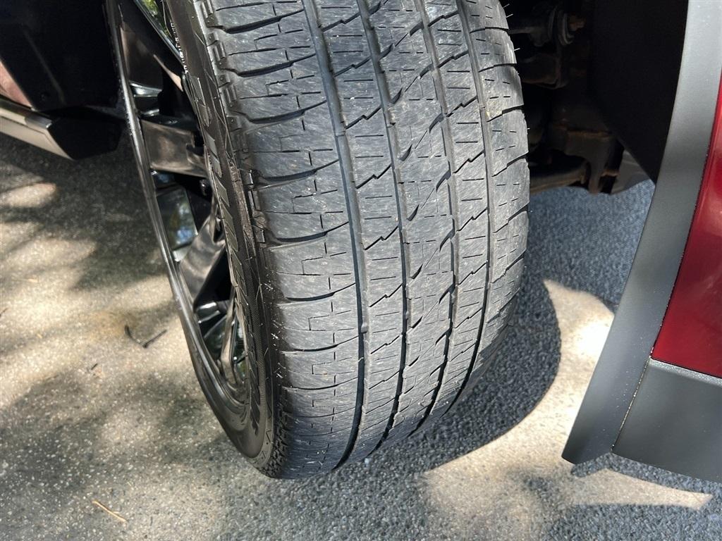 Cadillac Escalade ESV 4WD 4dr Premium Luxury 2018