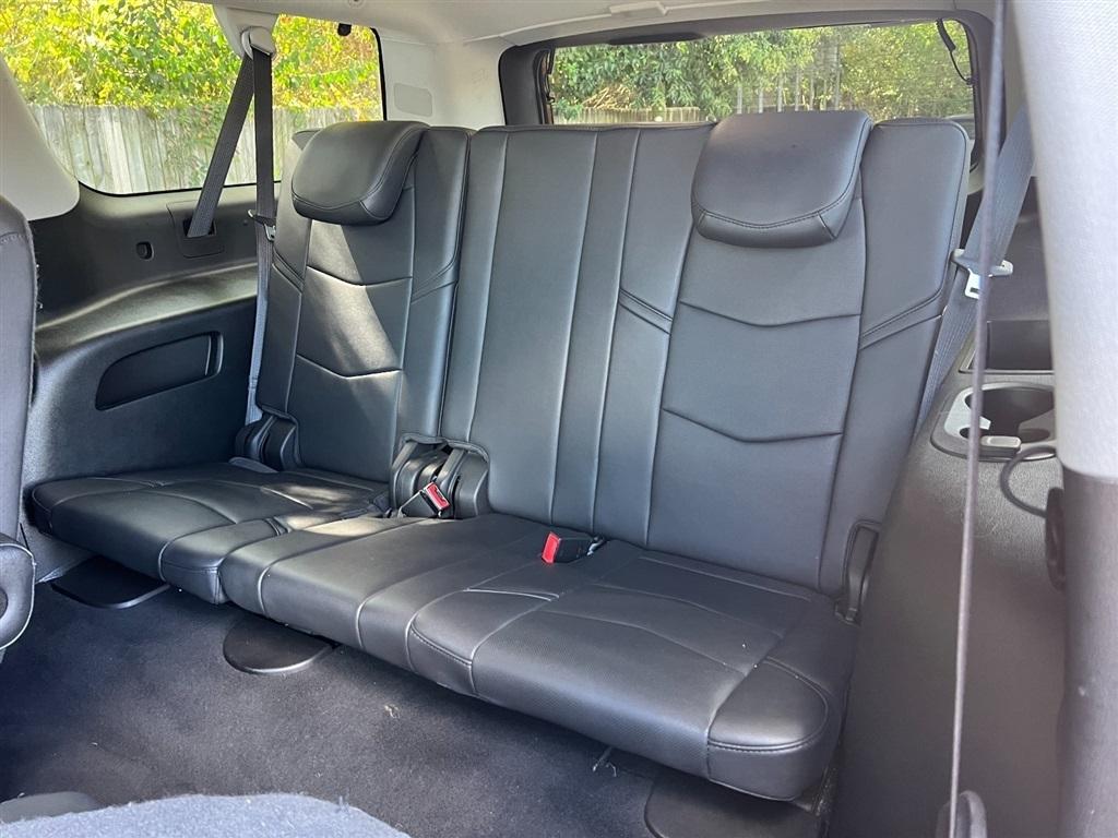 Cadillac Escalade ESV 4WD 4dr Premium Luxury 2018