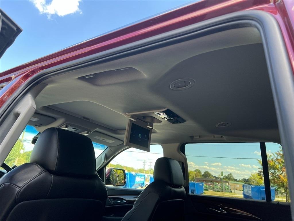 Cadillac Escalade ESV 4WD 4dr Premium Luxury 2018