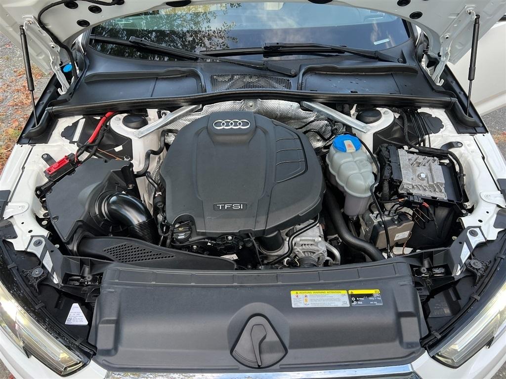 Audi A4 photo 9