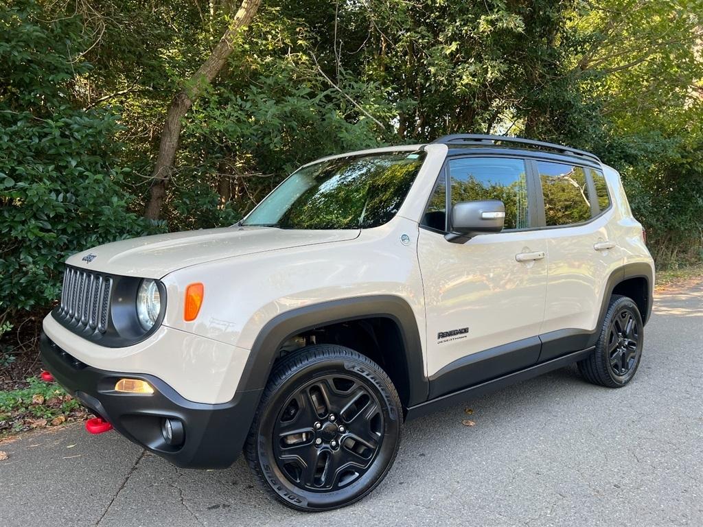 2017 Jeep Renegade Deserthawk 4x4 *Ltd Avail*