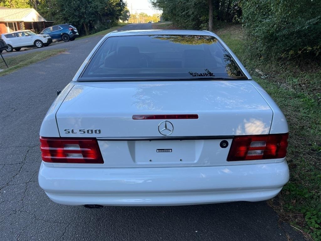 Mercedes-Benz SL-Class 2dr Roadster 5.0L 1999