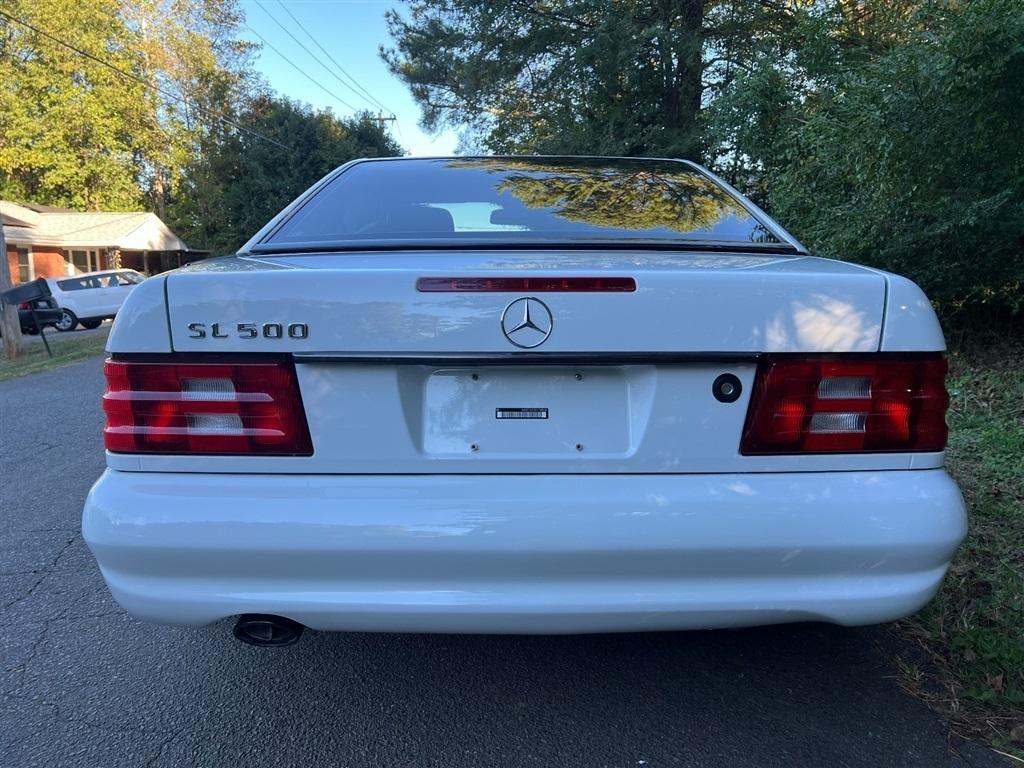 Mercedes-Benz SL-Class 2dr Roadster 5.0L 1999