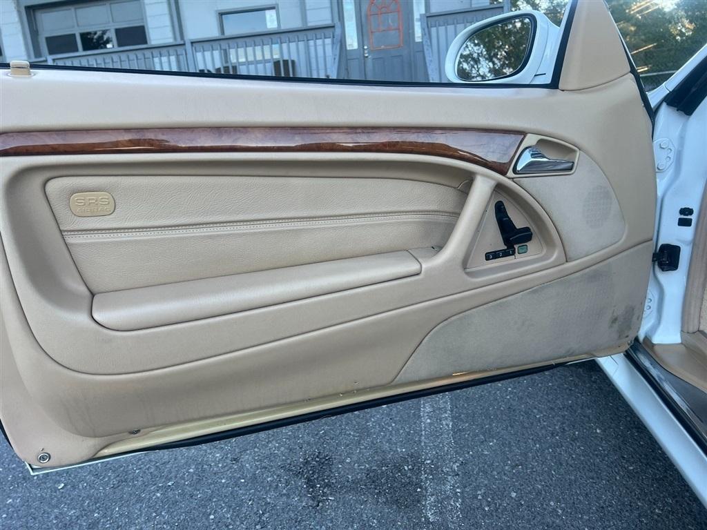 Mercedes-Benz SL-Class 2dr Roadster 5.0L 1999
