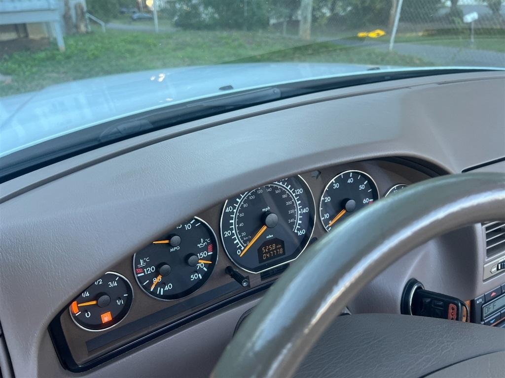 Mercedes-Benz SL-Class 2dr Roadster 5.0L 1999
