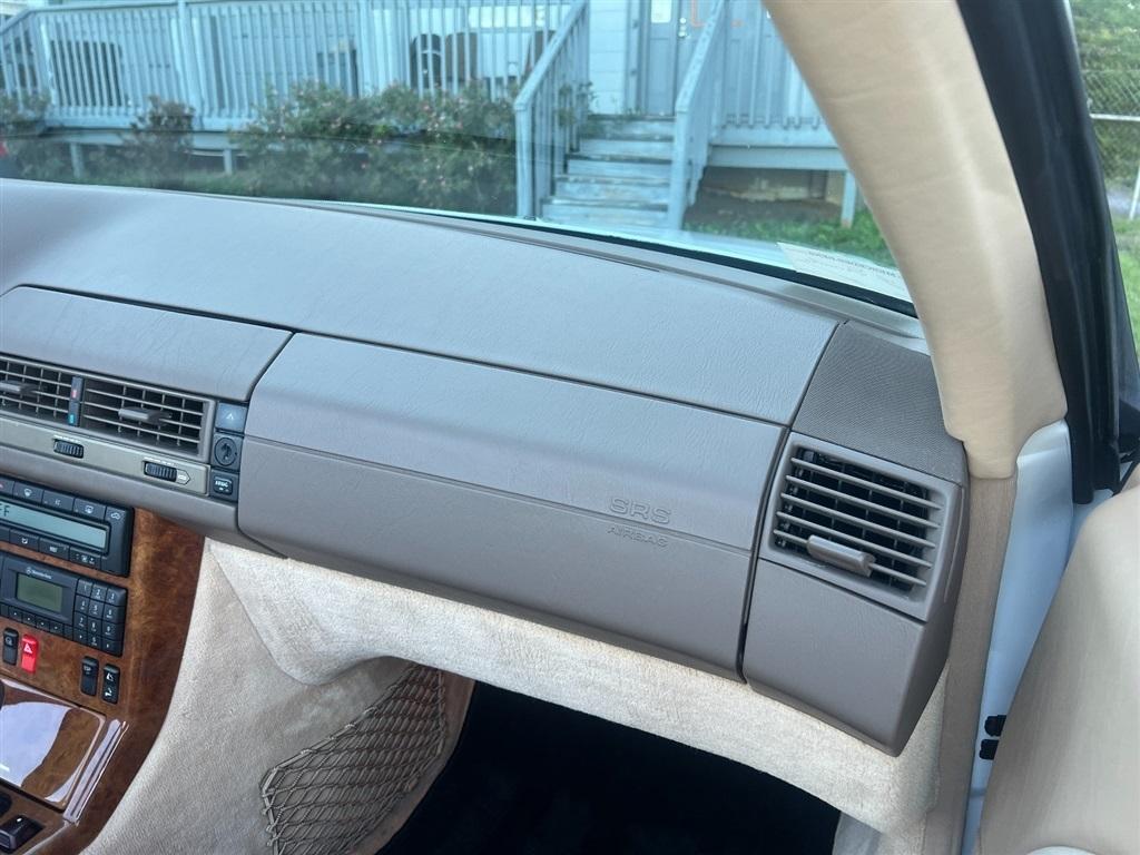 Mercedes-Benz SL-Class 2dr Roadster 5.0L 1999
