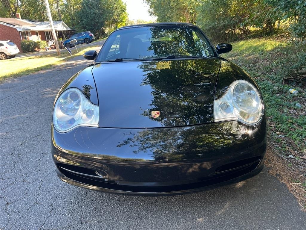 Porsche 911 Carrera 2dr Carrera Cabriolet 6-Spd Manual 2002