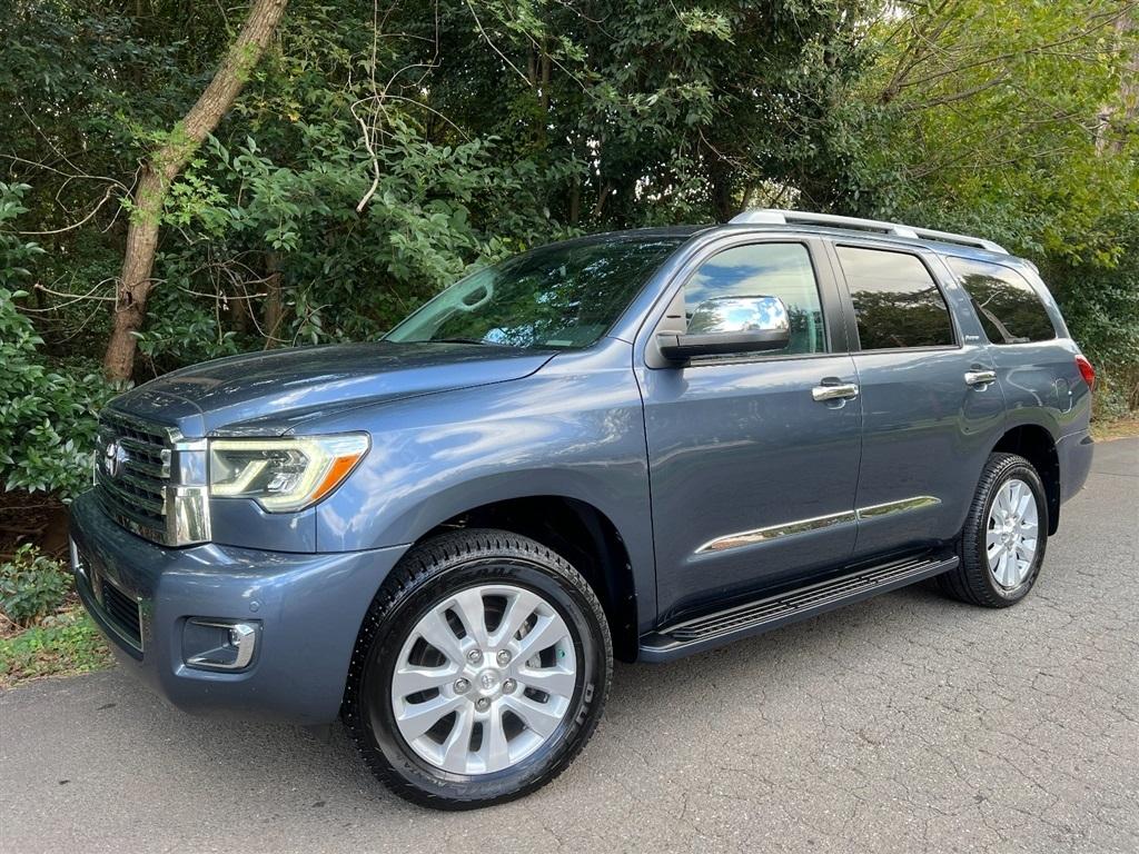 Toyota Sequoia Platinum 4WD (Natl) 2019