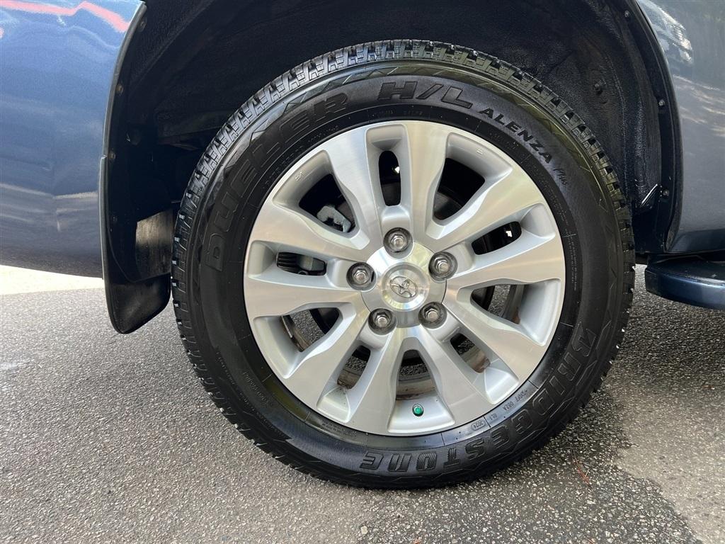 Toyota Sequoia Platinum 4WD (Natl) 2019