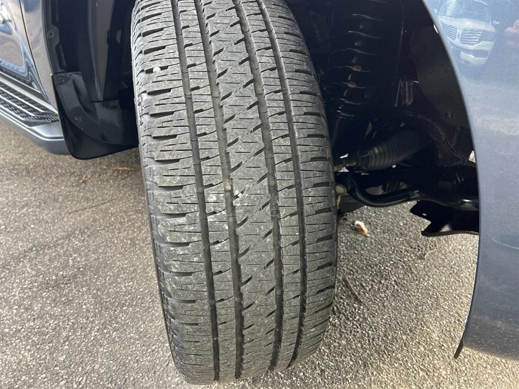 Toyota Sequoia Platinum 4WD (Natl) 2019