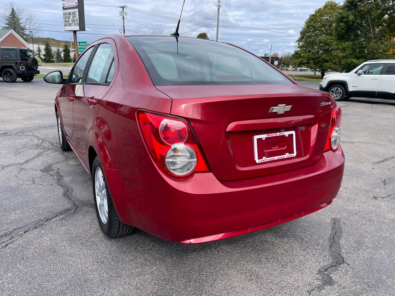 2012 Chevrolet Sonic LS photo 2