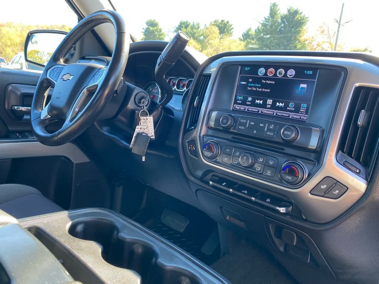 Chevrolet Silverado 1500 4WD Double Cab 143.5" LT w/2LT 2018