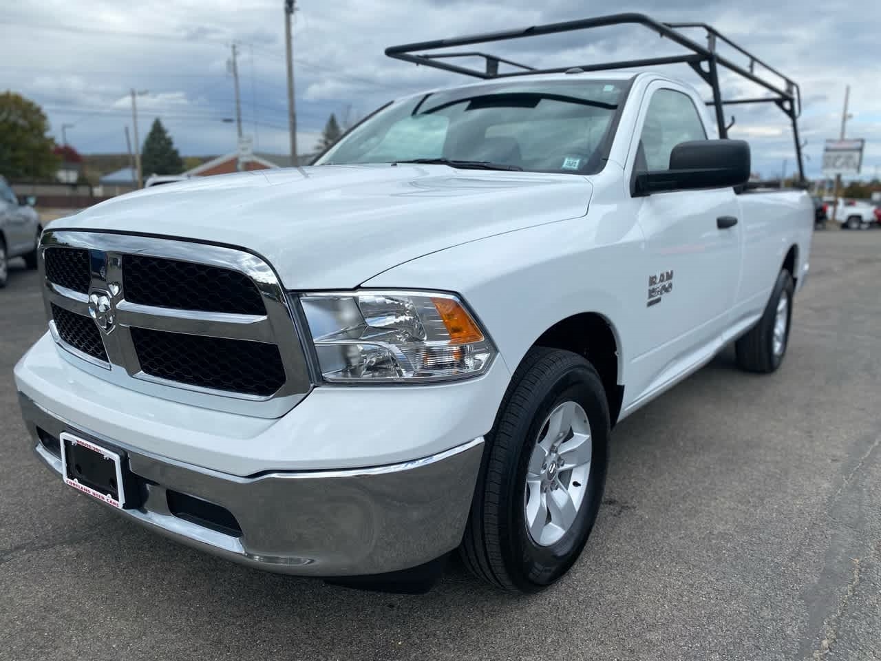 2022 RAM 1500 Classic Tradesman 4x4 Reg Cab 8' Box