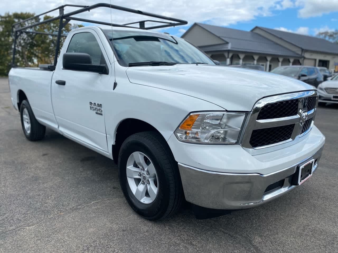 RAM 1500 Classic Tradesman 4x4 Reg Cab 8' Box 2022