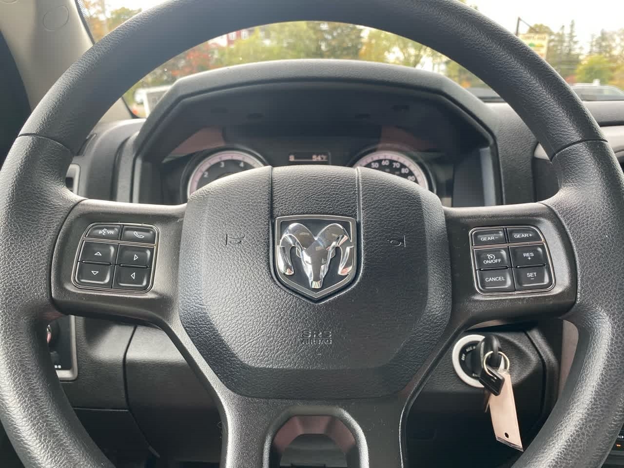 RAM 1500 Classic Tradesman 4x4 Reg Cab 8' Box 2022