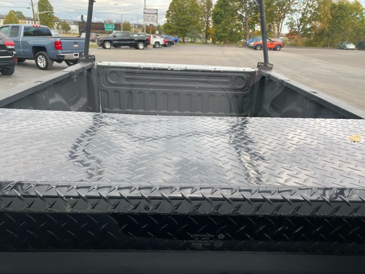 RAM 1500 Classic Tradesman 4x4 Reg Cab 8' Box 2022