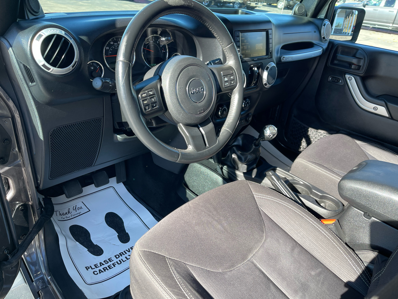 Jeep Wrangler Unlimited 4WD 4dr Sahara 2014