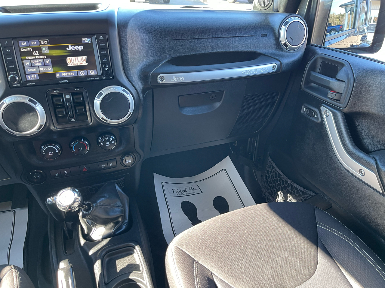 Jeep Wrangler Unlimited 4WD 4dr Sahara 2014