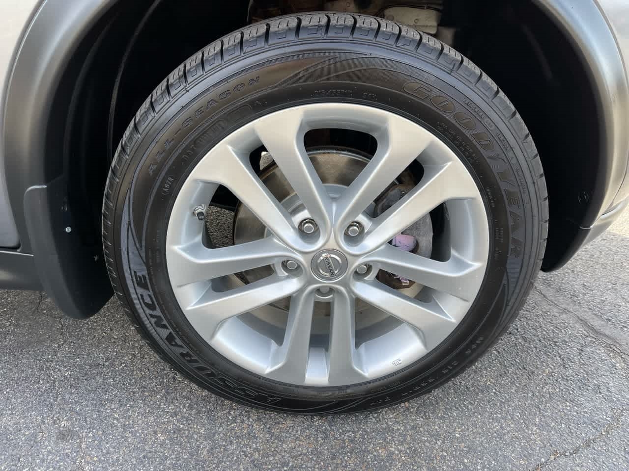 Nissan Juke 5dr Wgn CVT SV AWD 2015