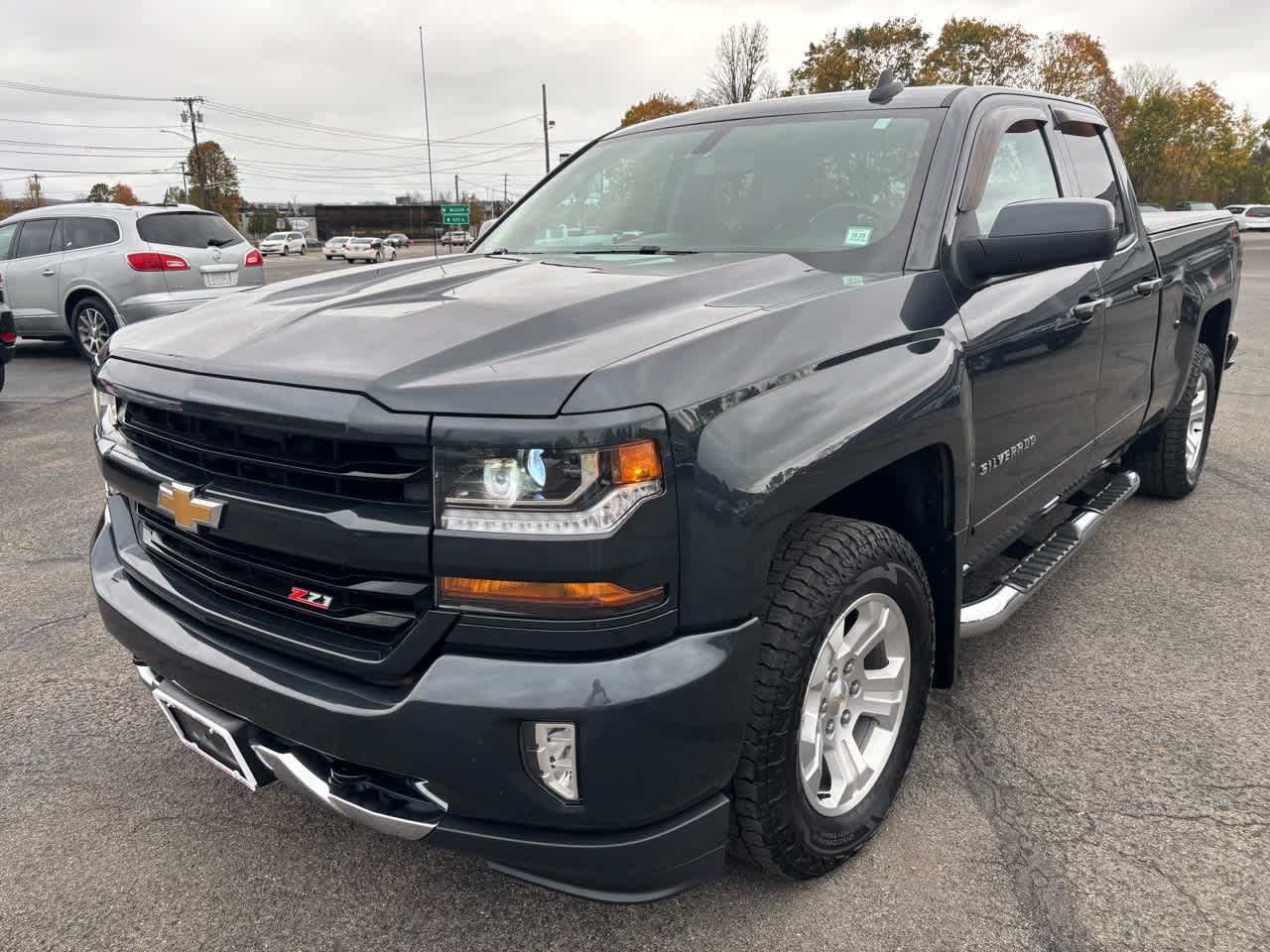 Chevrolet Silverado 1500 4WD Double Cab 143.5" LT w/2LT 2018