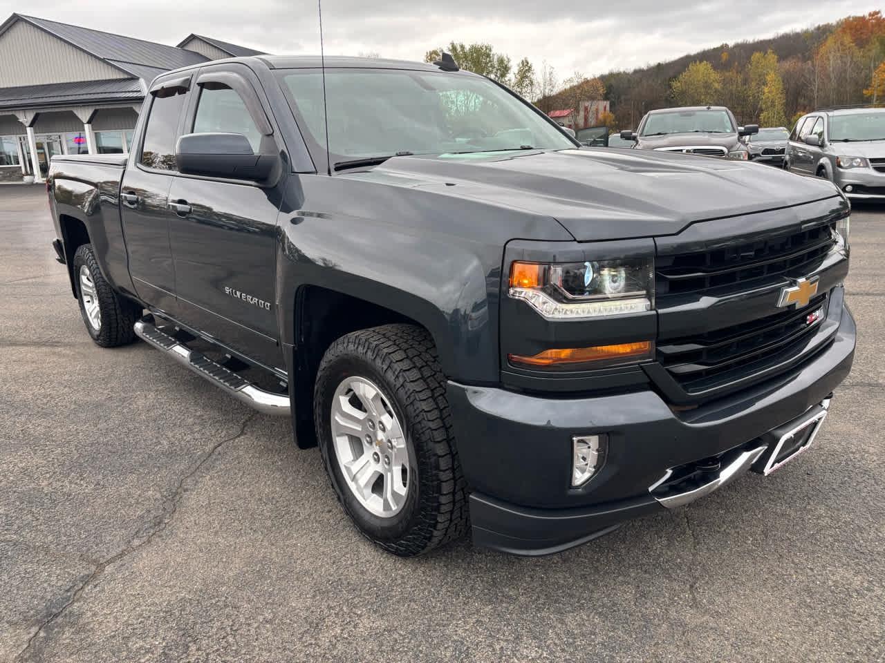 Chevrolet Silverado 1500 4WD Double Cab 143.5" LT w/2LT 2018