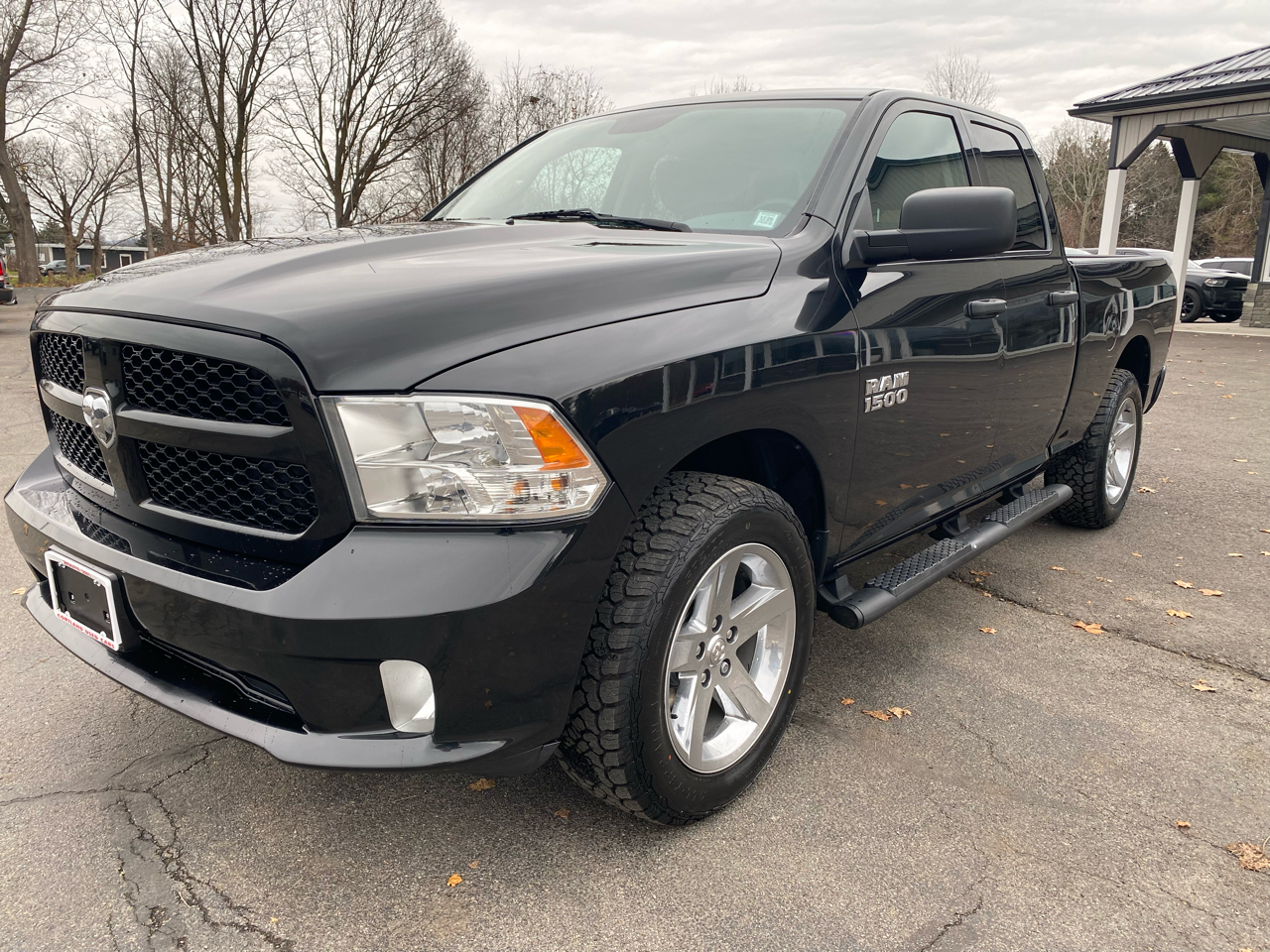 2018 RAM 1500 Express 4x4 Quad Cab 6'4" Box