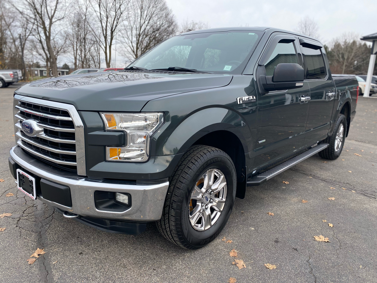 2015 Ford F-150 4WD SuperCrew 145" XLT