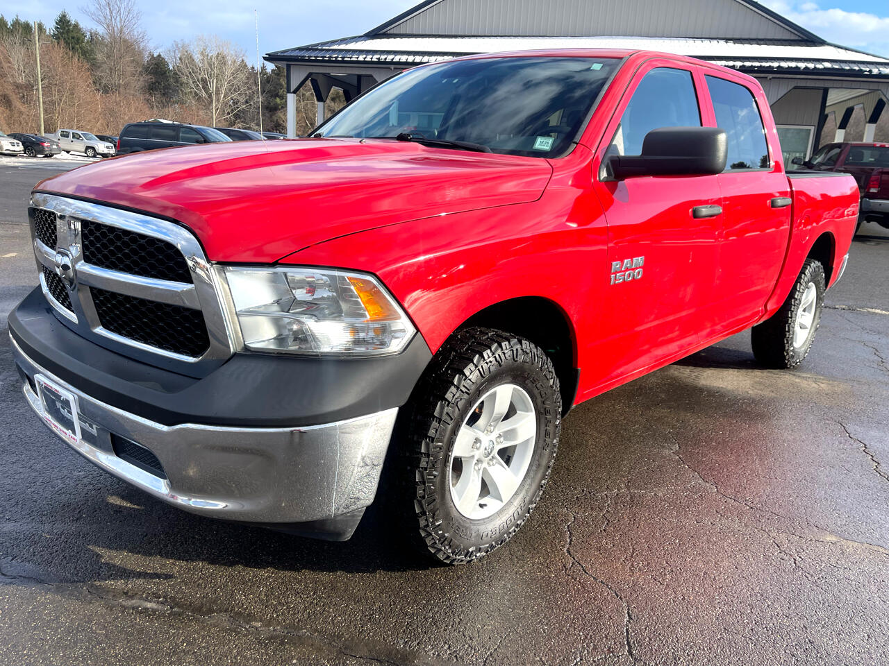 2017 RAM 1500 Tradesman 4x4 Crew Cab 5'7" Box