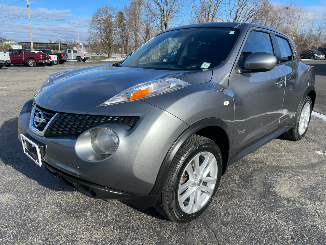2014 Nissan JUKE SV's photo