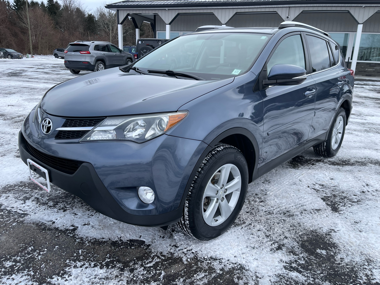 2014 Toyota RAV4 XLE's photo